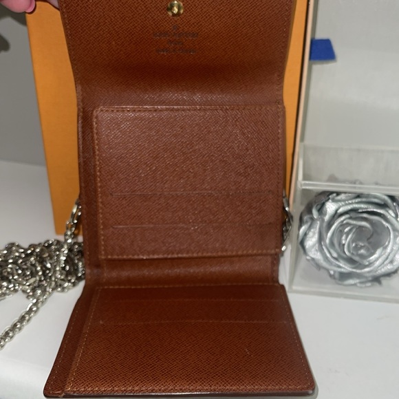 Louis Vuitton monogram Elise bifold crossbody wallet 🔥 - Picture 8 of 13